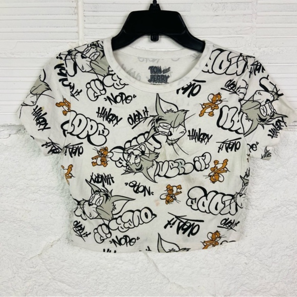 Tom and Jerry white Graphic Crop Top size large